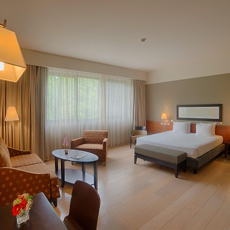 Nh Linate Hotel Peschiera Borromeo Ngoại thất bức ảnh