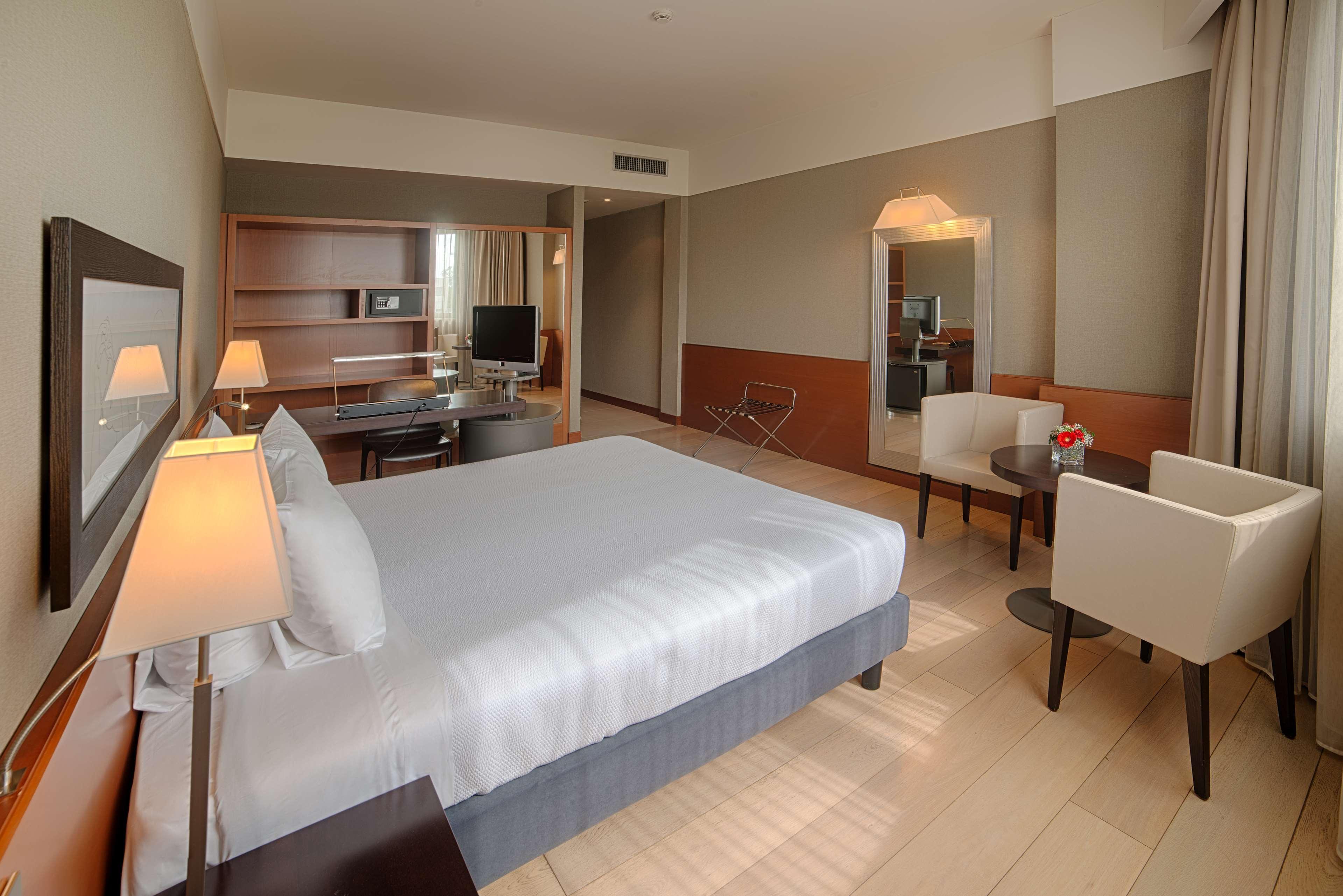 Nh Linate Hotel Peschiera Borromeo Ngoại thất bức ảnh