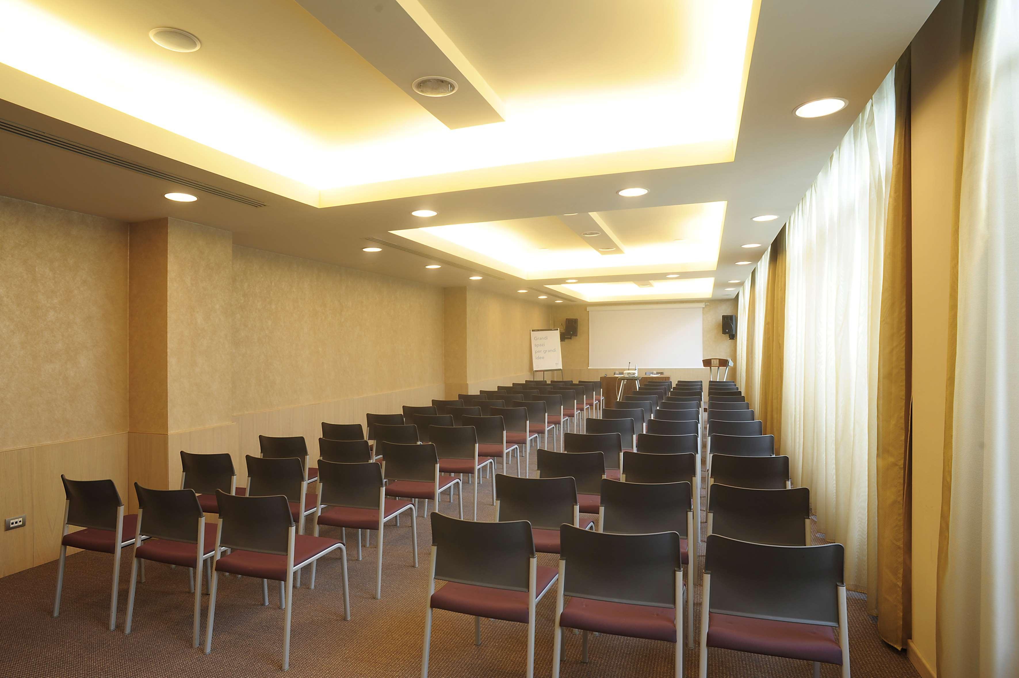 Nh Linate Hotel Peschiera Borromeo Ngoại thất bức ảnh